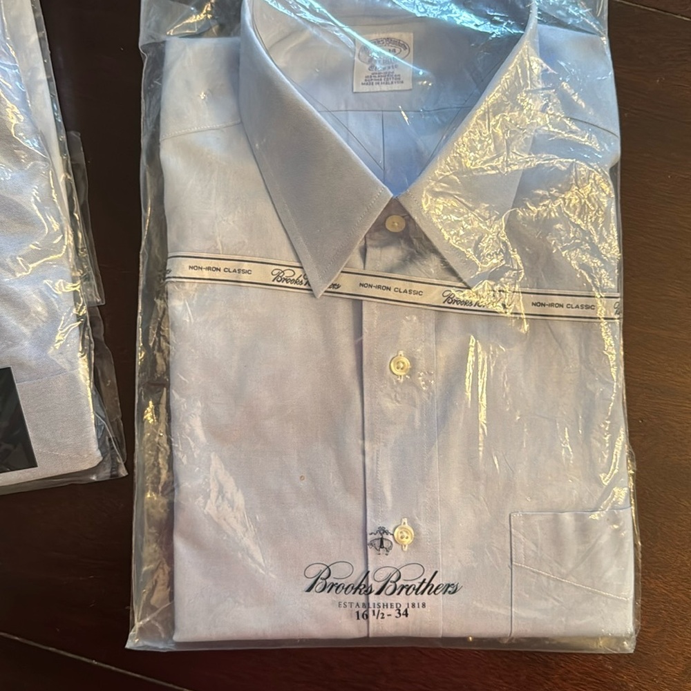 Brand new Brooks Brothers dress shirt blue 16 1/2 34